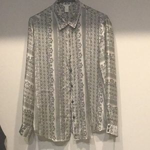 Silk feeling button blouse
